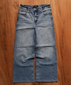 WASHED STRAIGHT CUT BAGGY JEANS