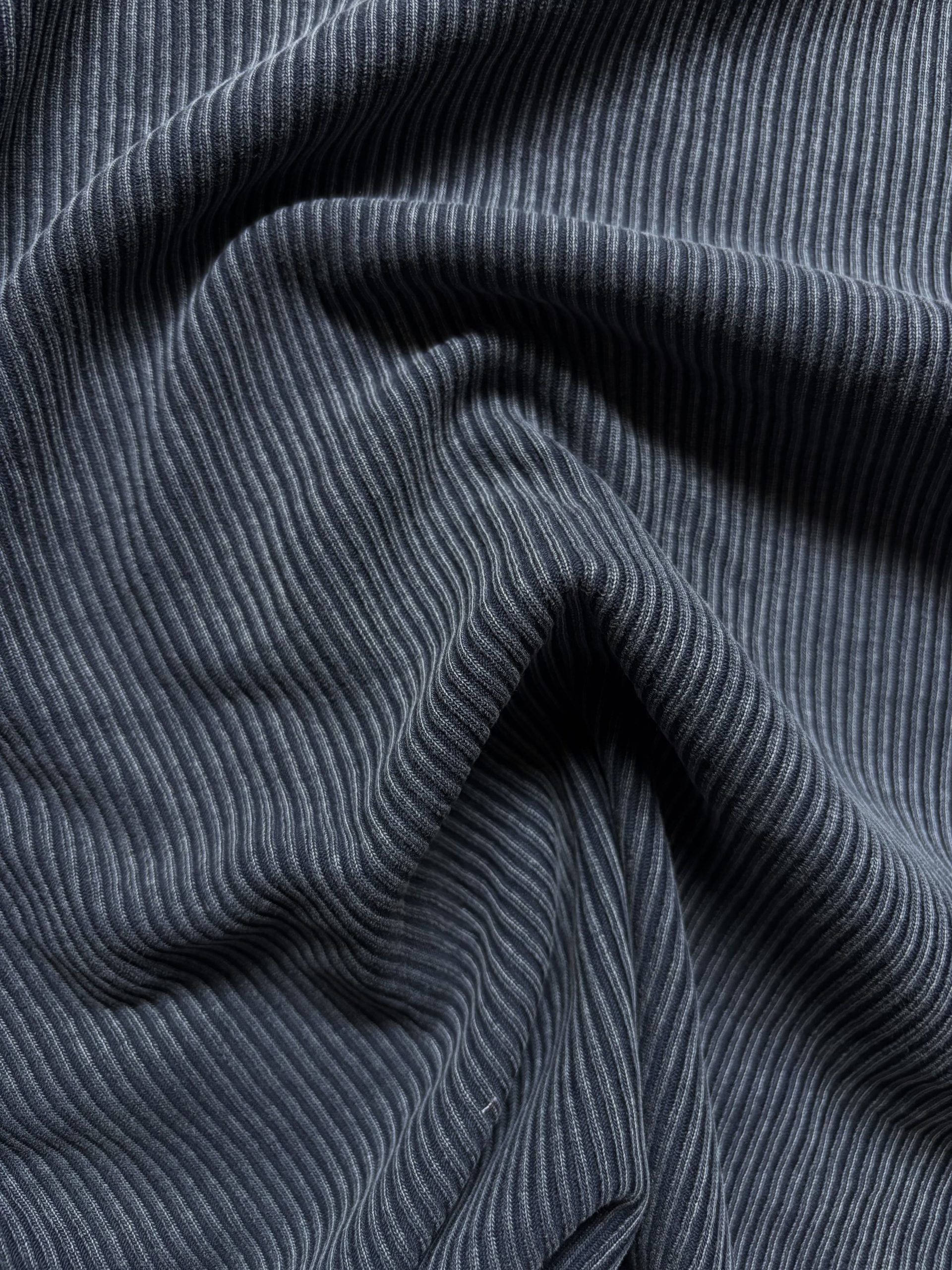 DARK GREY WASHED WAFFLE TEE - Image 2