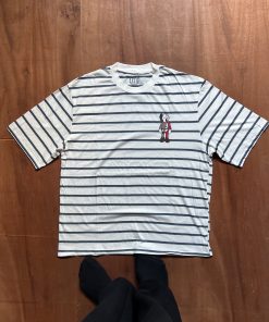 UNIQLO OFFICIAL TEE