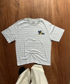 UNIQLO OFFICIAL TEE