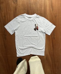 UNIQLO OFFICIAL TEE